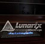 Chimeneas  llama azul